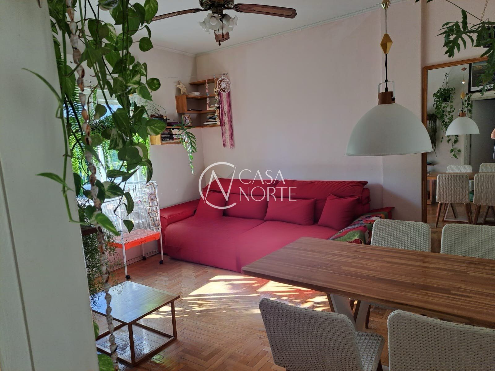 Apartamento à venda com 3 quartos, 69m², Avenida Cristóvão Colombo no bairro Floresta em Porto Alegre