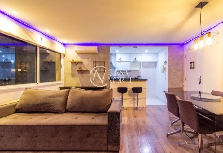 Apartamento à venda com 2 quartos, 70m², 1 suíte, 1 vaga, Avenida Dom Cláudio José Gonçalves Ponce de Leão no bairro Vila Ipiranga em Porto Alegre