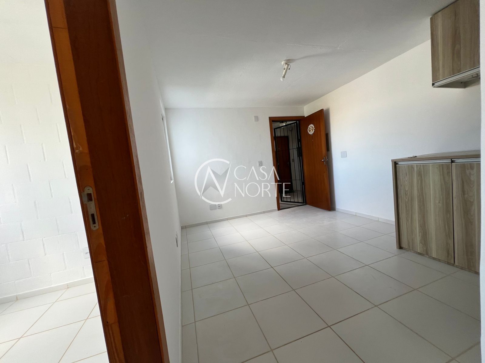 Apartamento à venda com 2 quartos, 38m², 1 vaga, Estrada Cristiano Kraemer no bairro Vila Nova em Porto Alegre