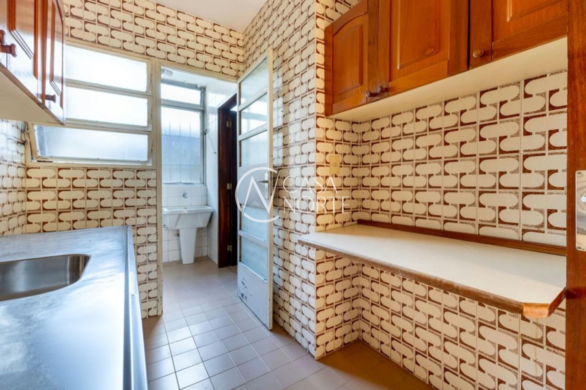 Apartamento à venda com 2 quartos, 84m², 1 suíte, 1 vaga, Rua Carlos Trein Filho no bairro Auxiliadora em Porto Alegre