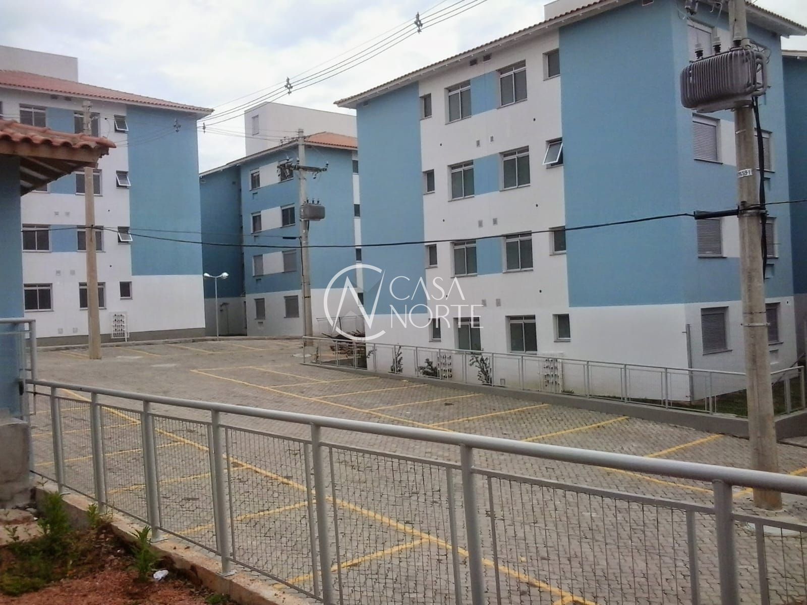 Apartamento à venda com 2 quartos, 45m², 1 vaga, Estrada João de Oliveira Remião no bairro Lomba do Pinheiro em Porto Alegre