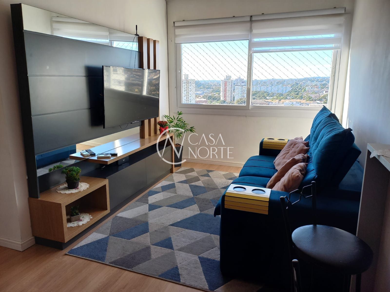 Apartamento à venda com 2 quartos, 60m², 1 suíte, 1 vaga, Rua Frederico Otávio Domingues Barbosa no bairro São Sebastião em Porto Alegre