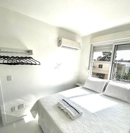Apartamento à venda com 1 quarto, 38m², Avenida A. J. Renner no bairro Humaitá em Porto Alegre
