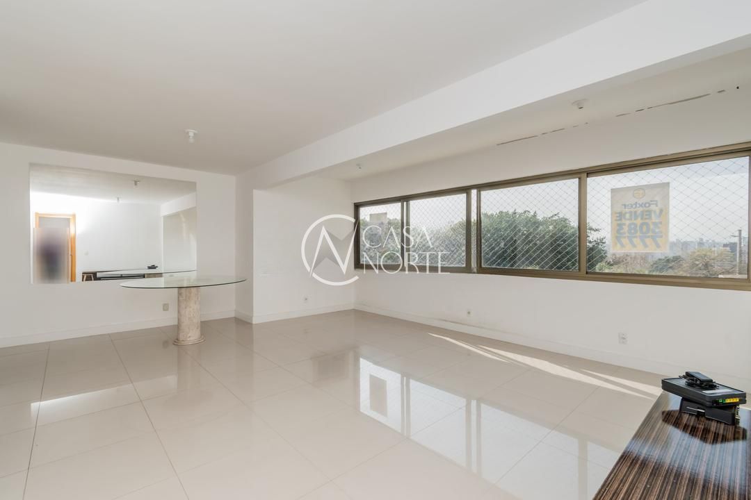 Apartamento à venda com 3 quartos, 106m², 1 suíte, 2 vagas, Avenida Cristóvão Colombo no bairro Higienópolis em Porto Alegre