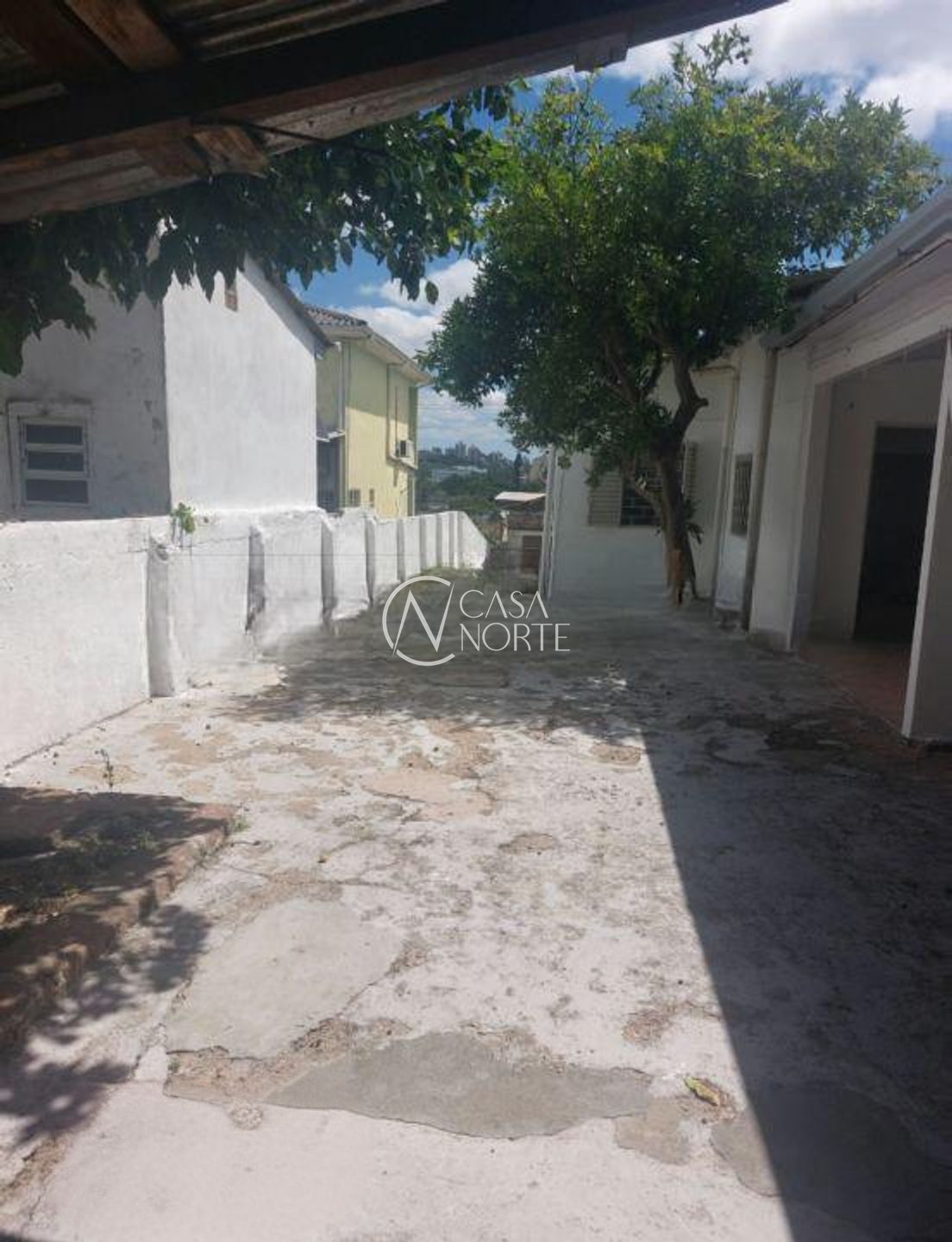 Casa à venda com 5 quartos, 283m², 5 vagas, Rua Coronel José Rodrigues Sobral no bairro Partenon em Porto Alegre