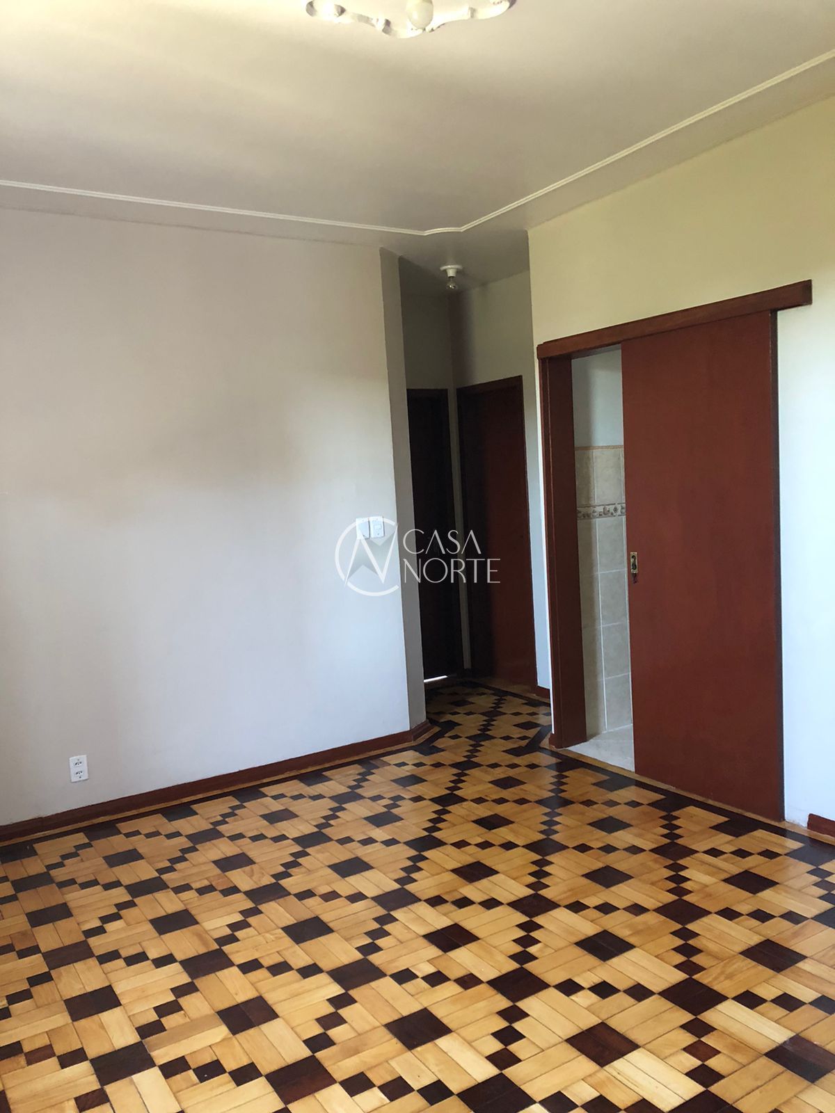 Apartamento à venda com 2 quartos, 59m², Avenida Pátria no bairro São Geraldo em Porto Alegre