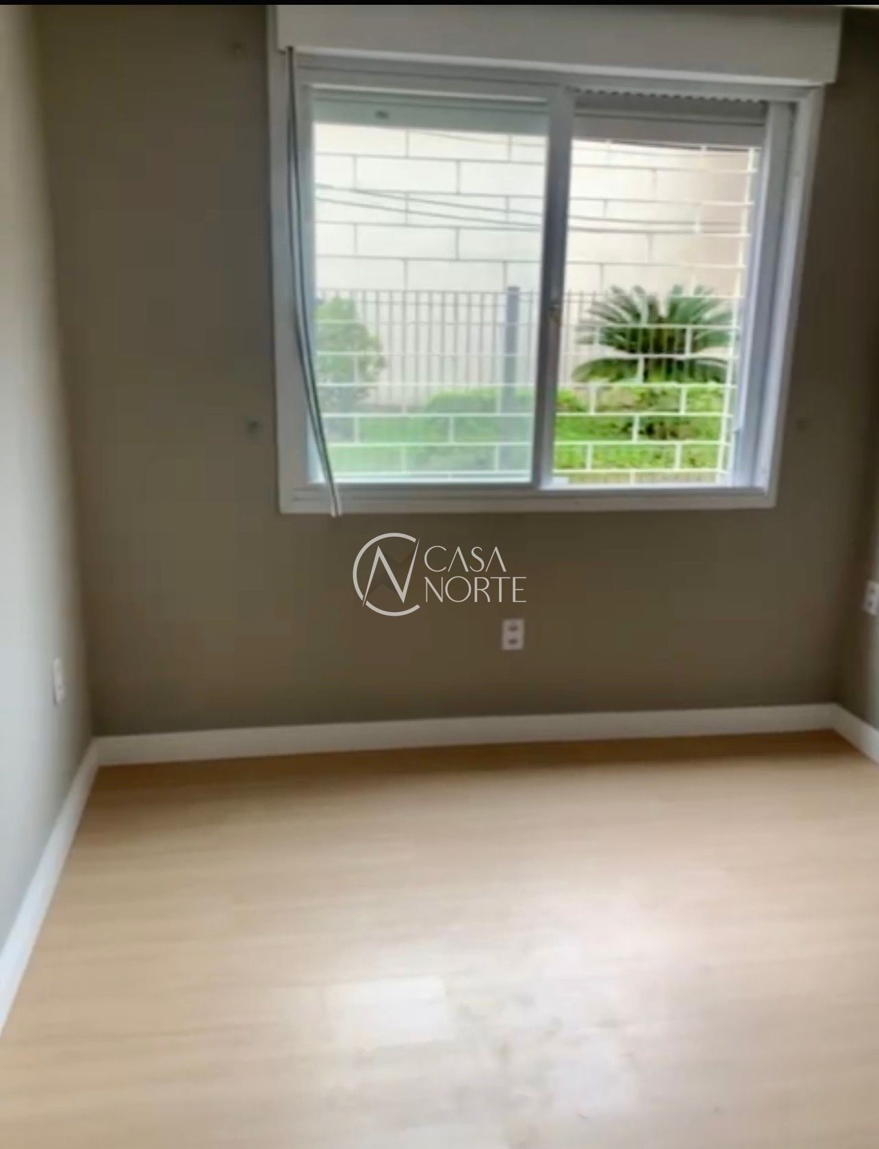 Apartamento à venda com 3 quartos, 73m², 1 vaga, Rua Lasar Segall no bairro São Sebastião em Porto Alegre