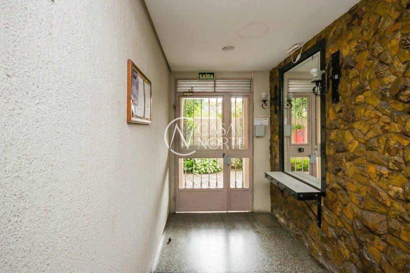 Apartamento à venda com 2 quartos, 75m², Rua Dona Augusta no bairro Menino Deus em Porto Alegre