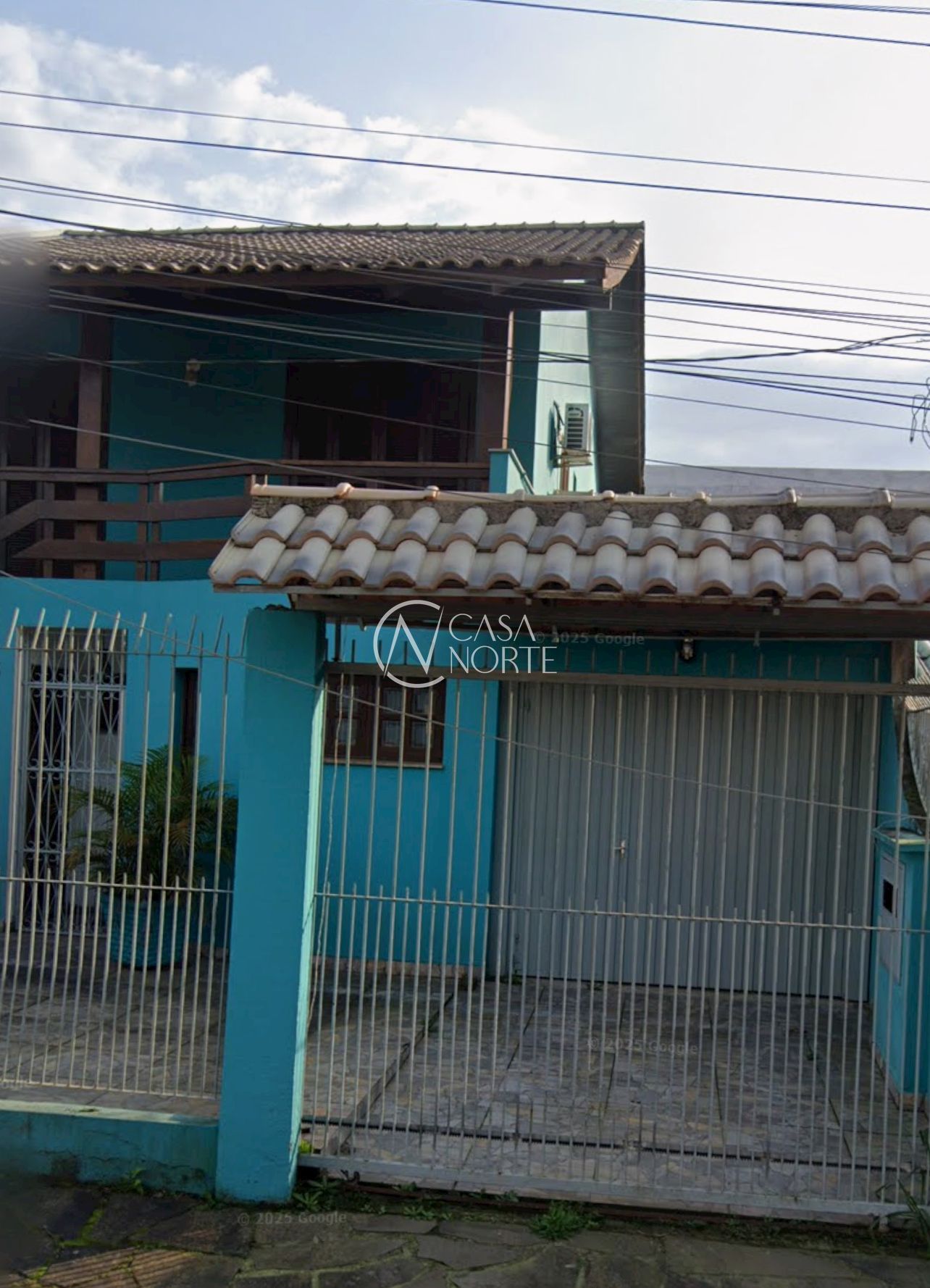 Casa à venda com 3 quartos, 120m², 1 suíte, 2 vagas, Rua José Grimberg no bairro Costa e Silva em Porto Alegre