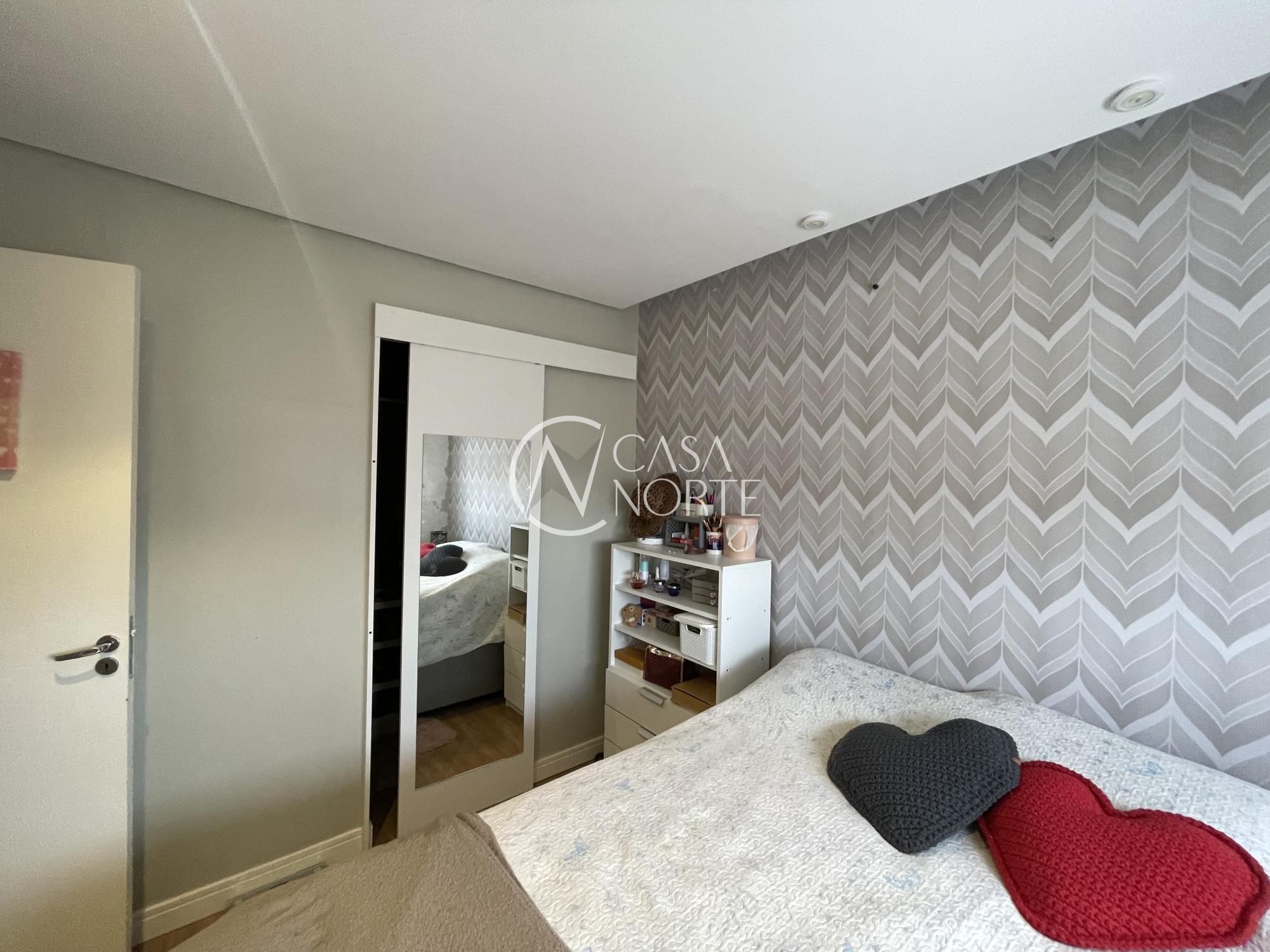 Apartamento à venda com 2 quartos, 46m², 1 vaga, Rua Engenheiro Sadi Castro no bairro Sarandi em Porto Alegre