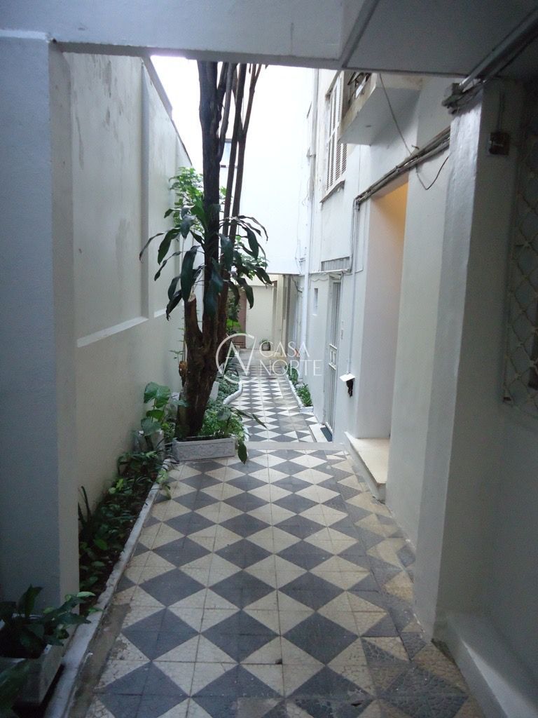 Apartamento à venda com 2 quartos, 81m², 1 suíte, Avenida Independência no bairro Moinhos de Vento em Porto Alegre