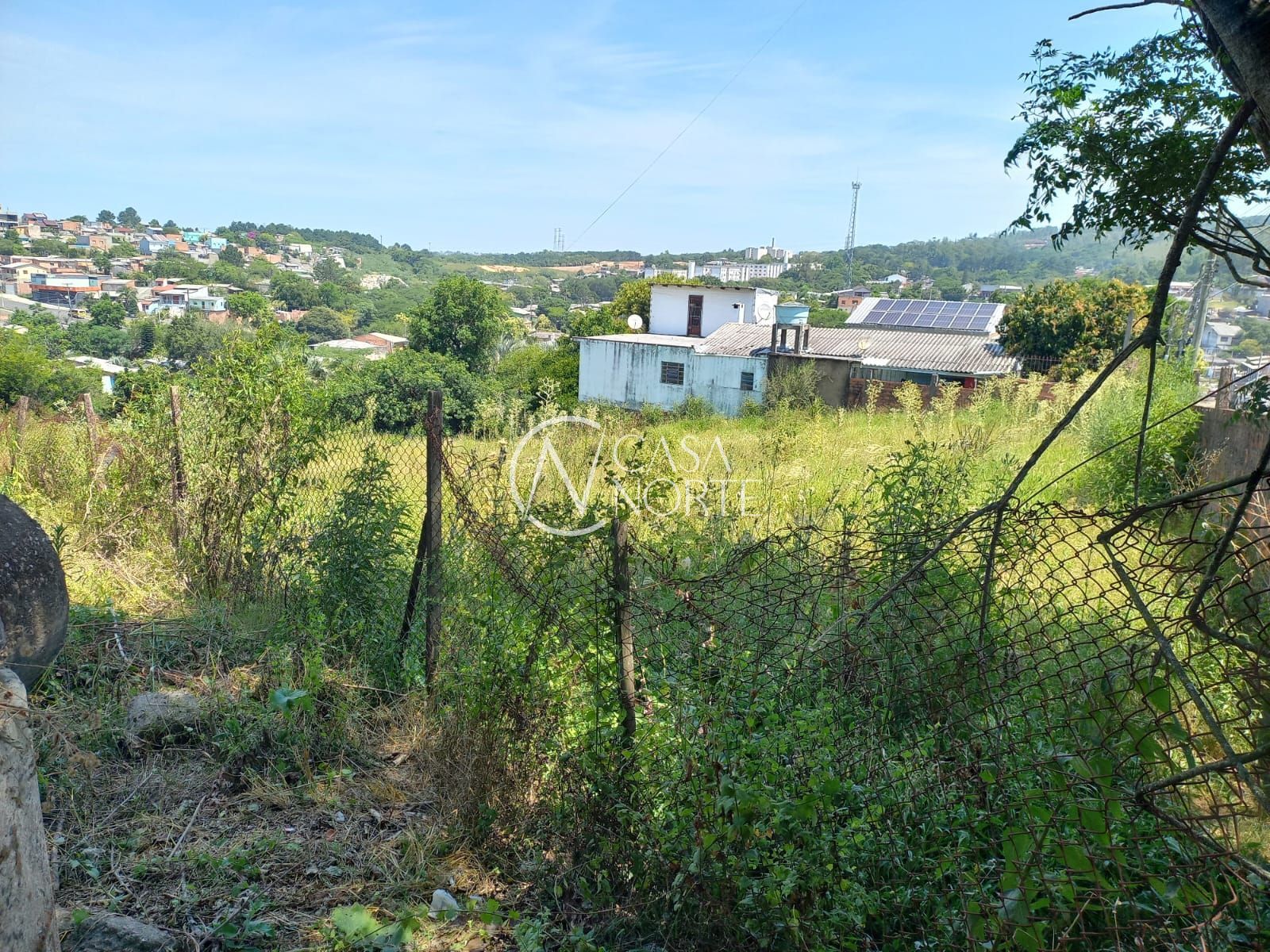 Chácara à venda com 2 quartos, 2000m², 1 suíte, 3 vagas, Avenida Delegado Ely Corrêa Prado no bairro Mário Quintana em Porto Alegre