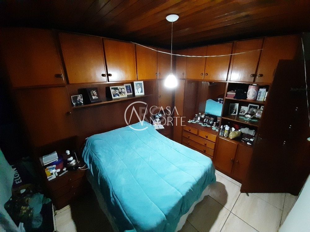 Casa à venda com 3 quartos, 232m², 1 suíte, 3 vagas, Rua Adolfo Silva no bairro Jardim Itu em Porto Alegre