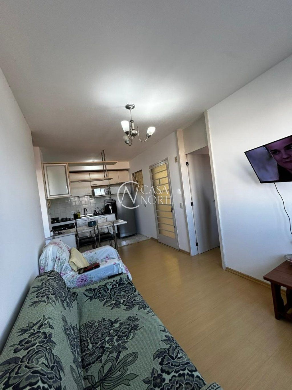 Apartamento à venda com 2 quartos, 43m², 1 vaga, Avenida Engenheiro Francisco Rodolfo Simch no bairro Sarandi em Porto Alegre