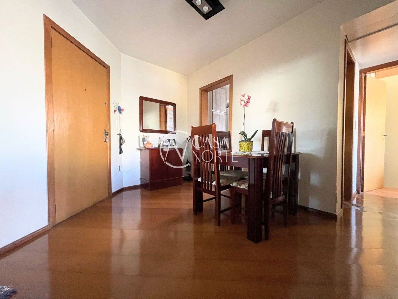 Apartamento à venda com 2 quartos, 63m², 1 vaga, Avenida Protásio Alves no bairro Três Figueiras em Porto Alegre