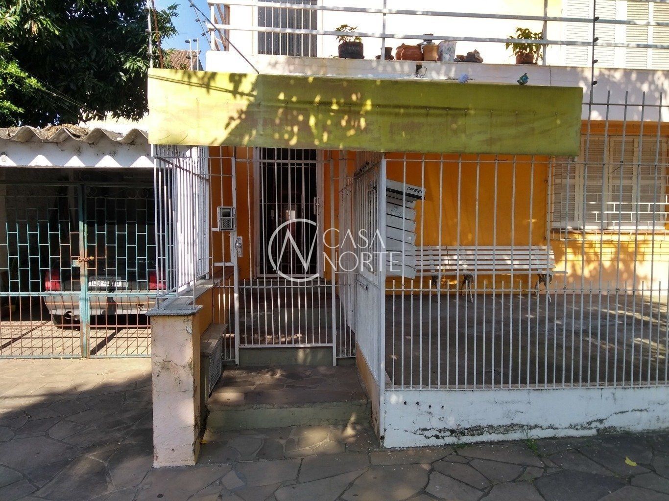 Apartamento à venda com 1 quarto, 38m², Rua Barão do Amazonas no bairro Partenon em Porto Alegre