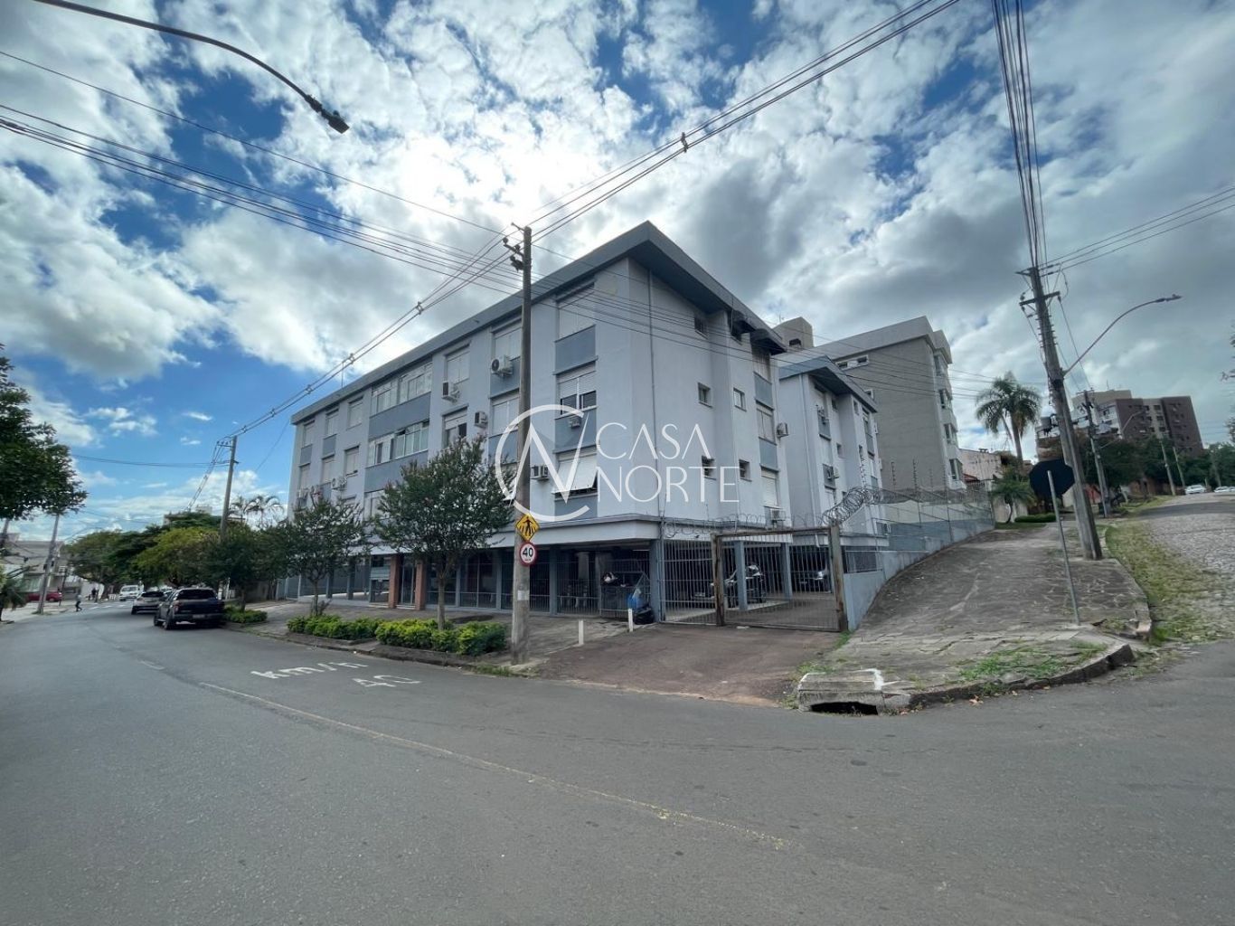 Apartamento à venda com 2 quartos, 71m², 1 vaga, Rua Edmundo Bastian no bairro Cristo Redentor em Porto Alegre