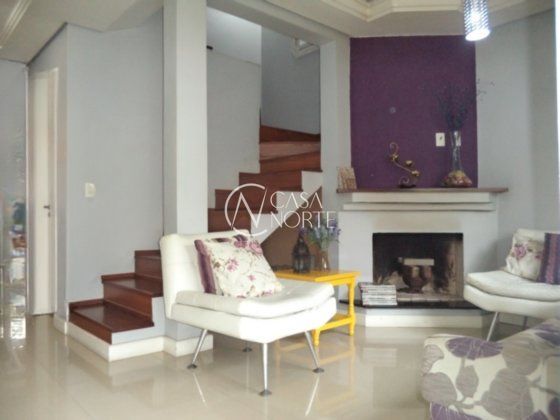 Casa de Condomínio à venda com 4 quartos, 260m², 1 suíte, 3 vagas, Avenida Ecoville no bairro Sarandi em Porto Alegre