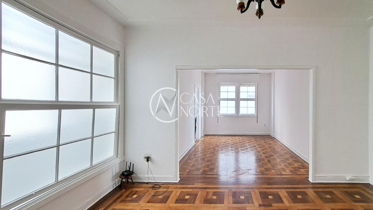 Apartamento à venda com 3 quartos, 123m², Avenida Independência no bairro Moinhos de Vento em Porto Alegre