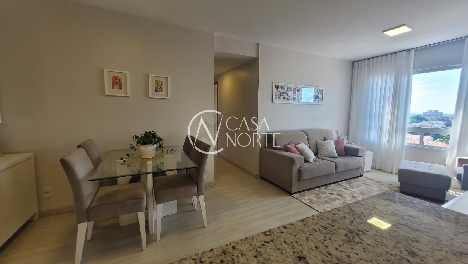 Apartamento à venda com 2 quartos, 68m², 1 suíte, 1 vaga, Rua Mauro Guedes de Oliveira no bairro Jardim Lindóia em Porto Alegre