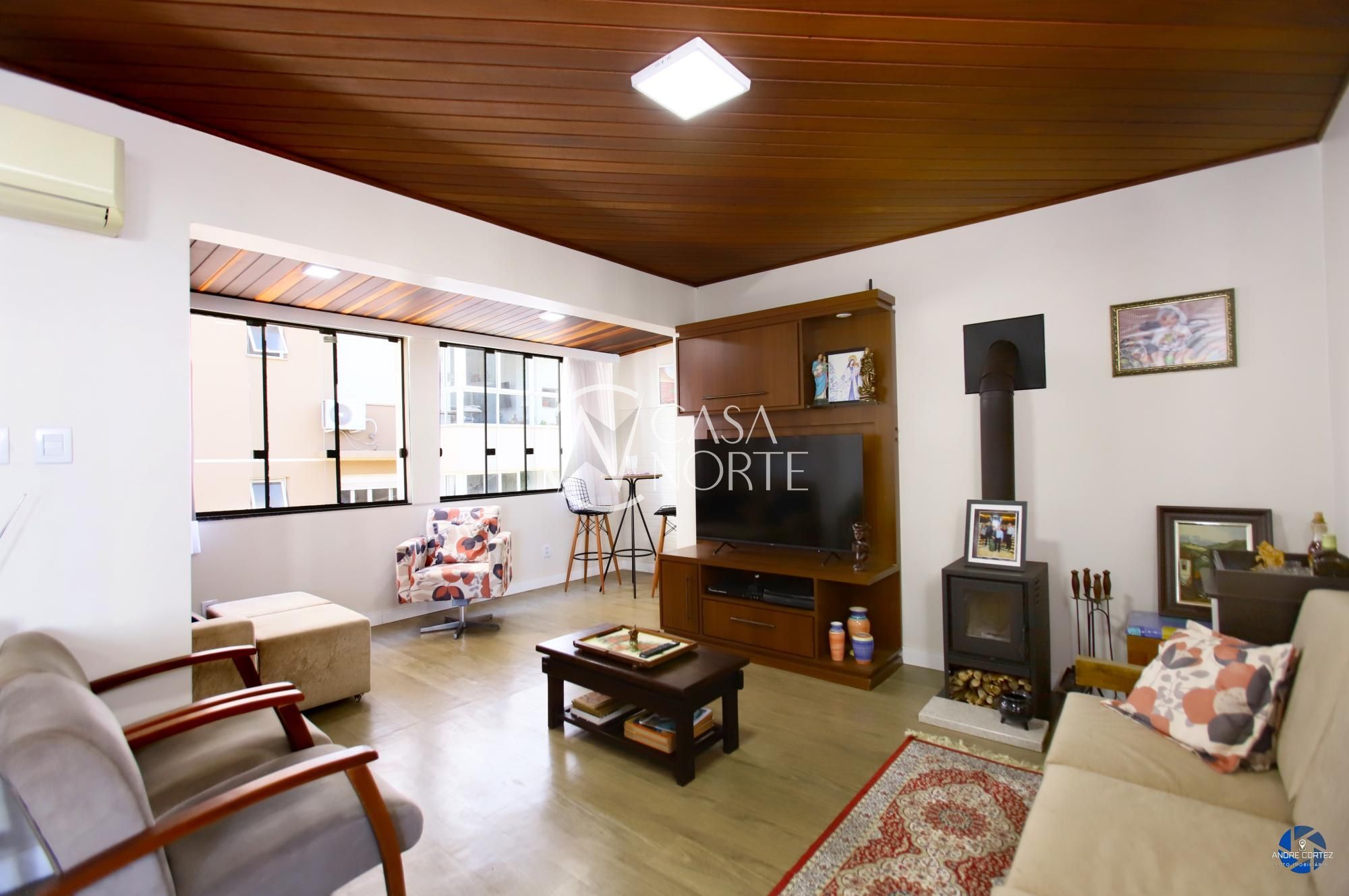 Cobertura à venda com 3 quartos, 145m², 1 suíte, 2 vagas, Rua São Luís no bairro Santana em Porto Alegre