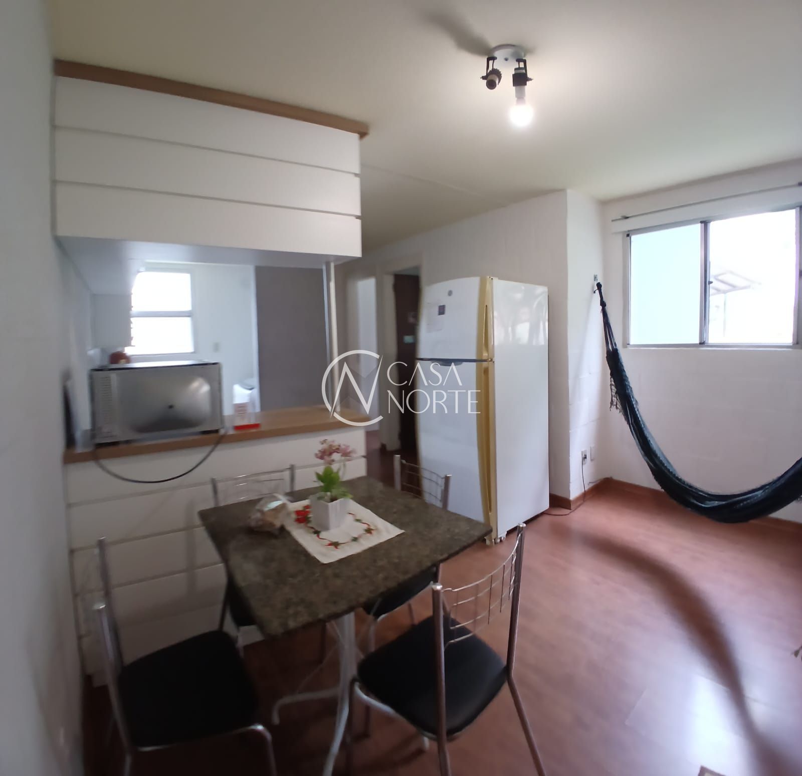 Apartamento à venda com 2 quartos, 39m², 1 vaga, Rua Tomé Antônio de Souza no bairro Campo Novo em Porto Alegre