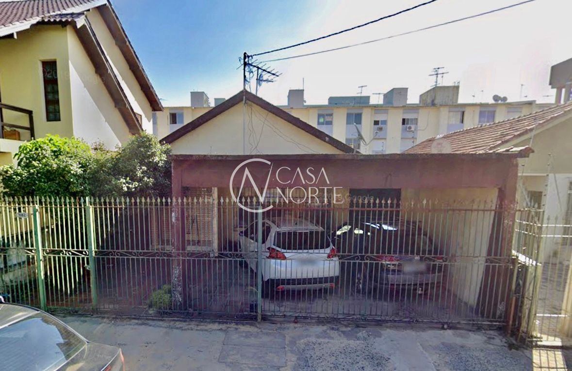 Casa à venda com 2 quartos, 109m², 1 suíte, 2 vagas, Rua Sylvio Sanson no bairro Sarandi em Porto Alegre