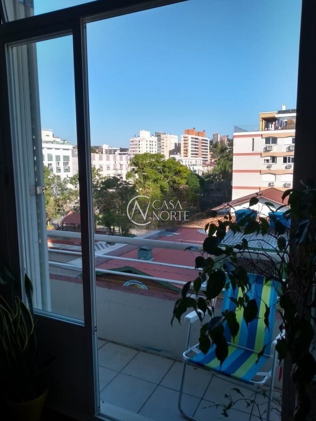 Apartamento à venda com 2 quartos, 72m², Rua Uruguaiana no bairro Menino Deus em Porto Alegre