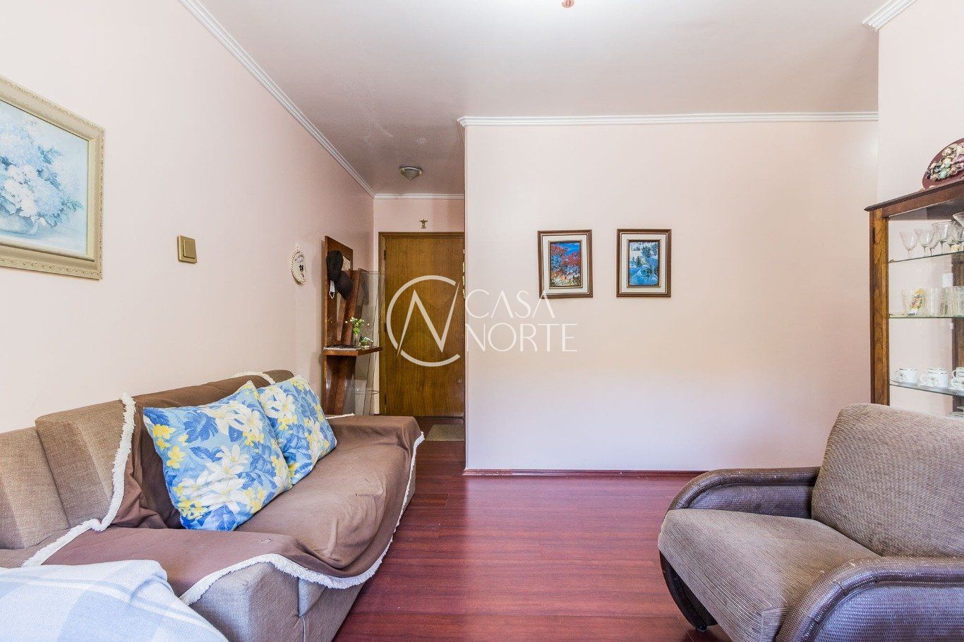 Apartamento à venda com 2 quartos, 56m², 1 vaga, Rua Coronel Feijó no bairro São João em Porto Alegre