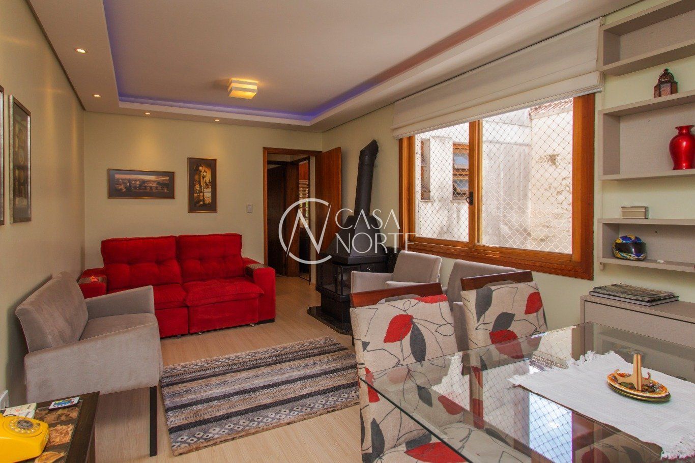 Apartamento à venda com 2 quartos, 65m², 1 suíte, 1 vaga, Rua São Manoel no bairro Rio Branco em Porto Alegre