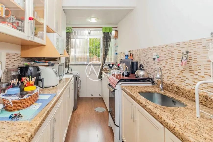 Apartamento à venda com 2 quartos, 58m², Rua Coronel João Corrêa no bairro Passo da Areia em Porto Alegre