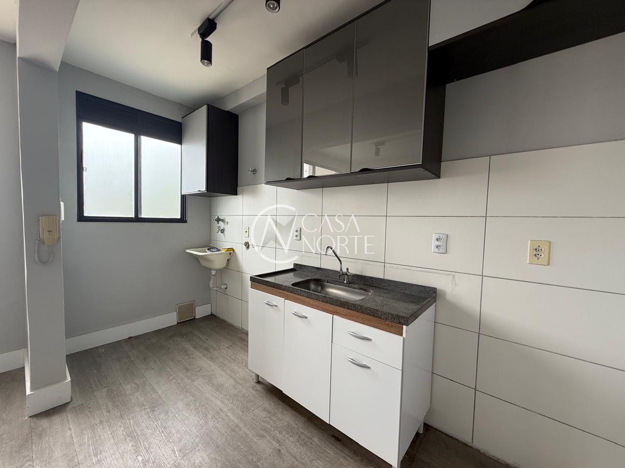 Apartamento à venda com 2 quartos, 48m², 1 vaga, Rua Engenheiro Sadi Castro no bairro Sarandi em Porto Alegre