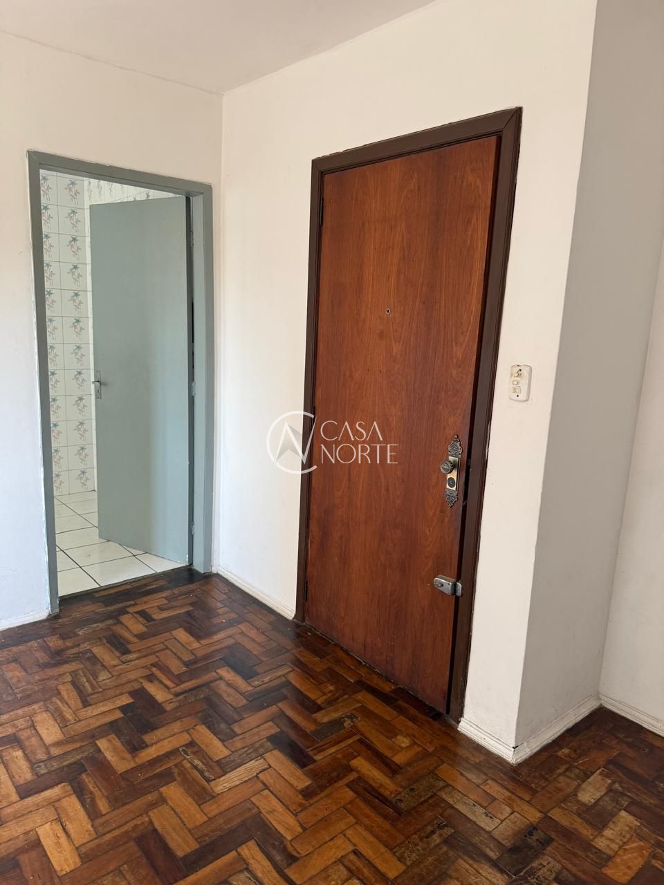 Apartamento à venda com 2 quartos, 58m², Rua Eurico Lara no bairro Medianeira em Porto Alegre