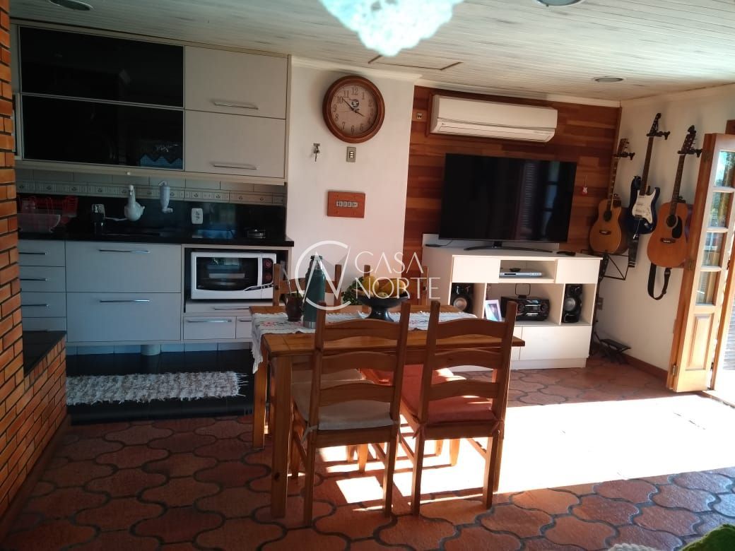 Cobertura à venda com 2 quartos, 163m², 2 vagas, Rua Padre Caldas no bairro Partenon em Porto Alegre