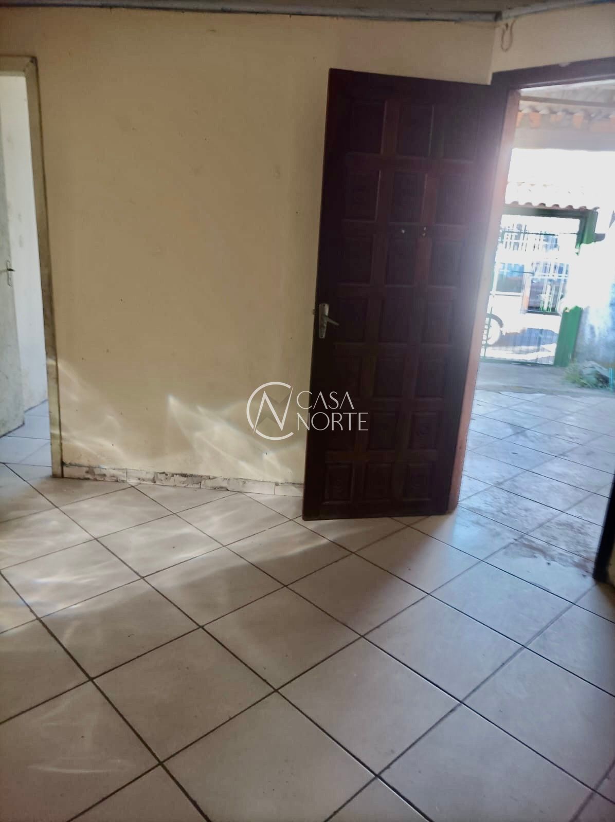 Casa à venda com 2 quartos, 44m², 1 vaga, Rua Etelvina Hipólito da Silveira no bairro Santa Rosa de Lima em Porto Alegre