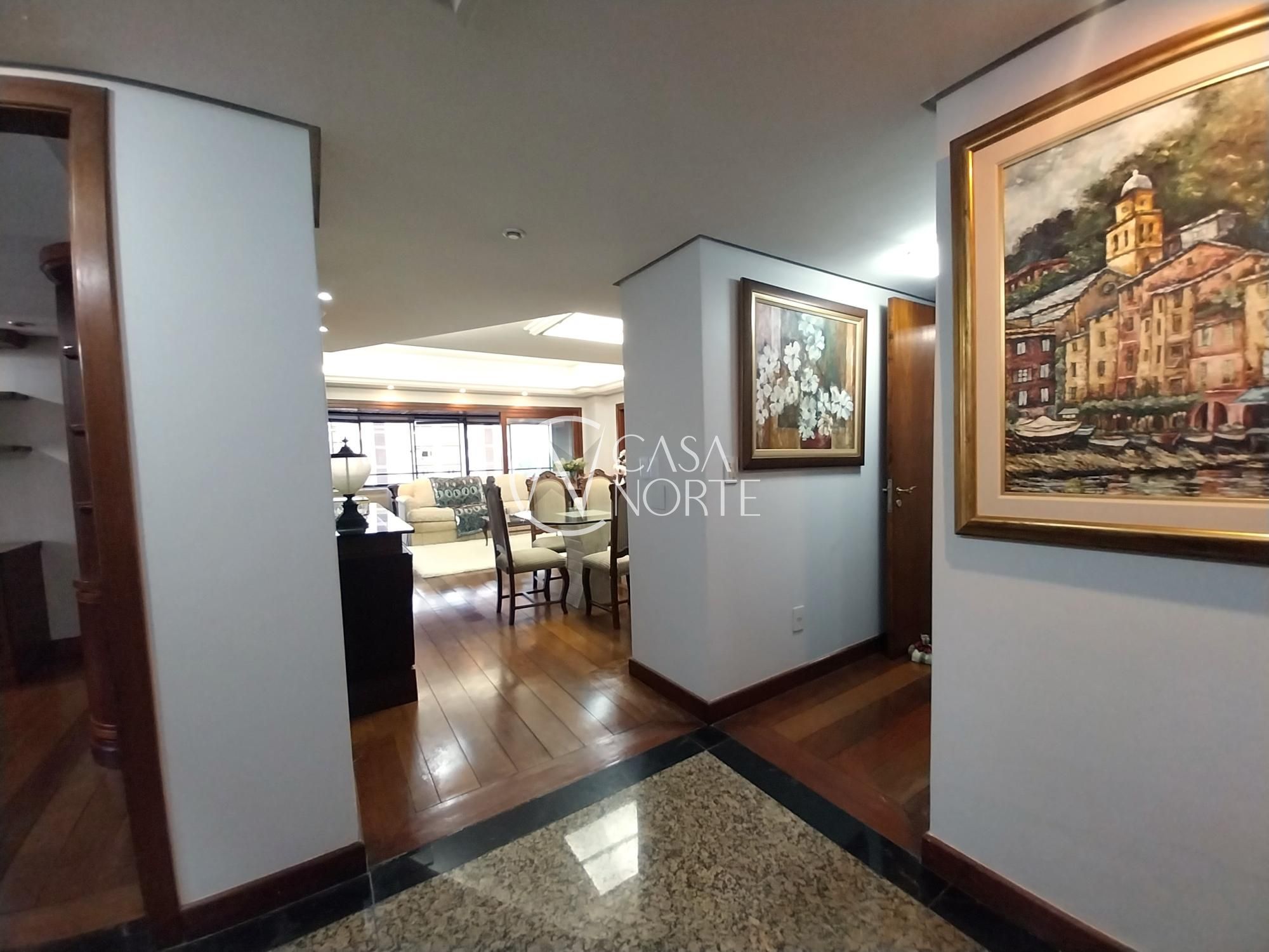 Apartamento à venda com 4 quartos, 302m², 2 suítes, 2 vagas, Rua Castro Alves no bairro Independência em Porto Alegre