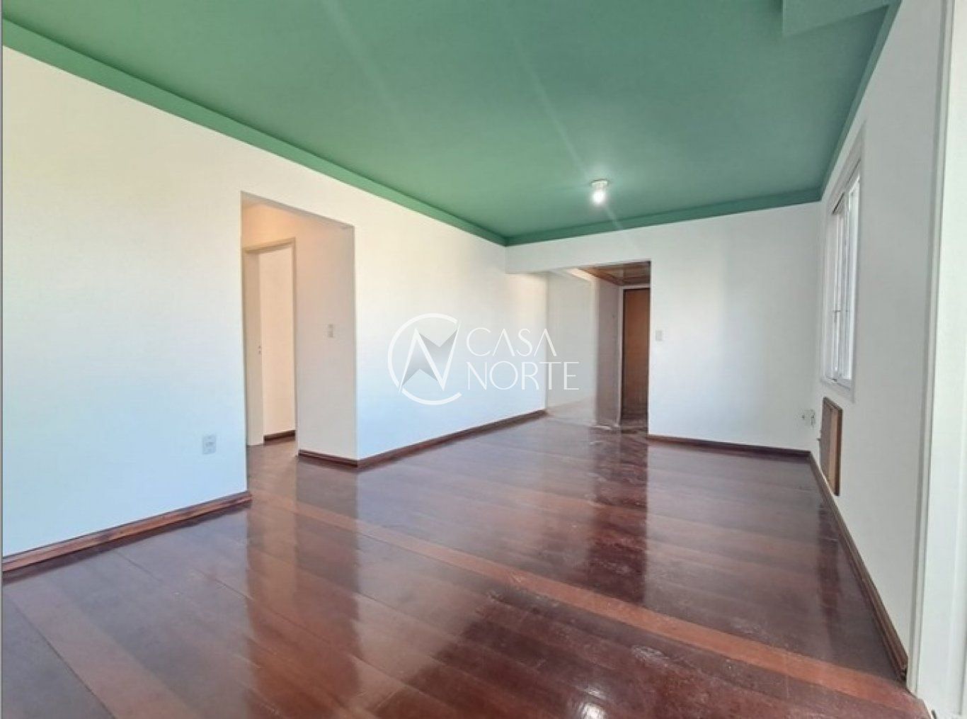 Apartamento à venda com 2 quartos, 80m², 1 suíte, 1 vaga, Rua Coronel Fernando Machado no bairro Centro Histórico em Porto Alegre