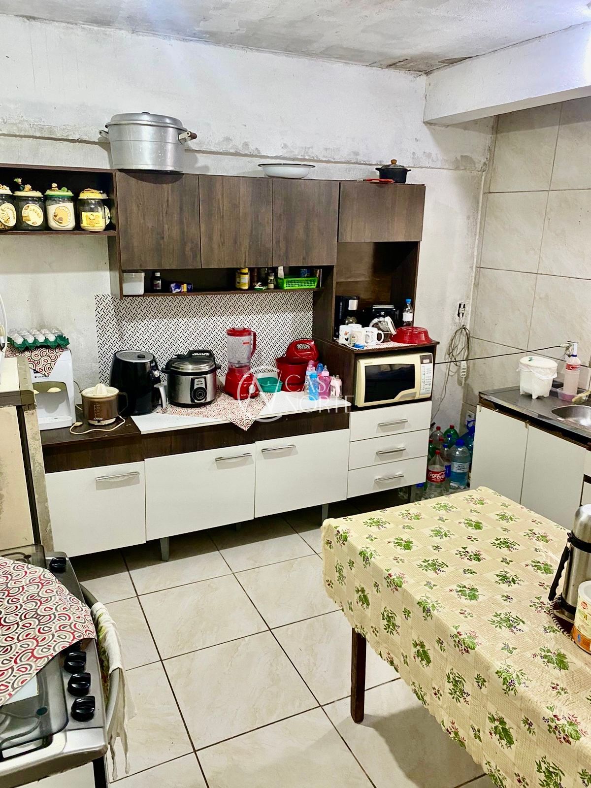 Casa à venda com 3 quartos, 159m², 1 suíte, 2 vagas, Avenida Vereador Pozzolo de Oliveira no bairro Restinga em Porto Alegre