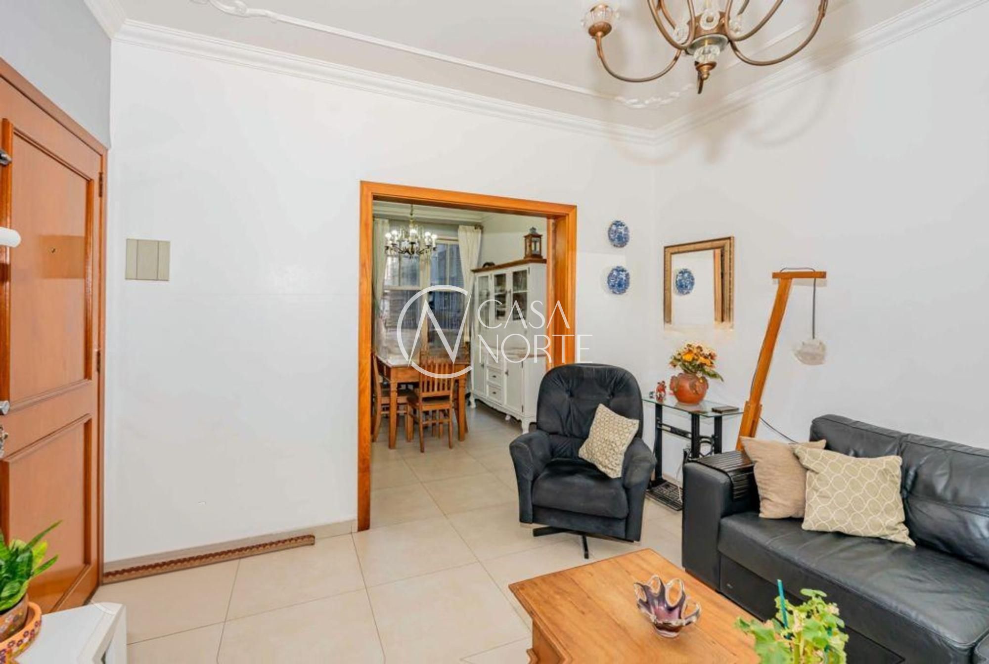 Apartamento à venda com 3 quartos, 85m², 1 suíte, 1 vaga, Travessa Miranda e Castro no bairro Santana em Porto Alegre