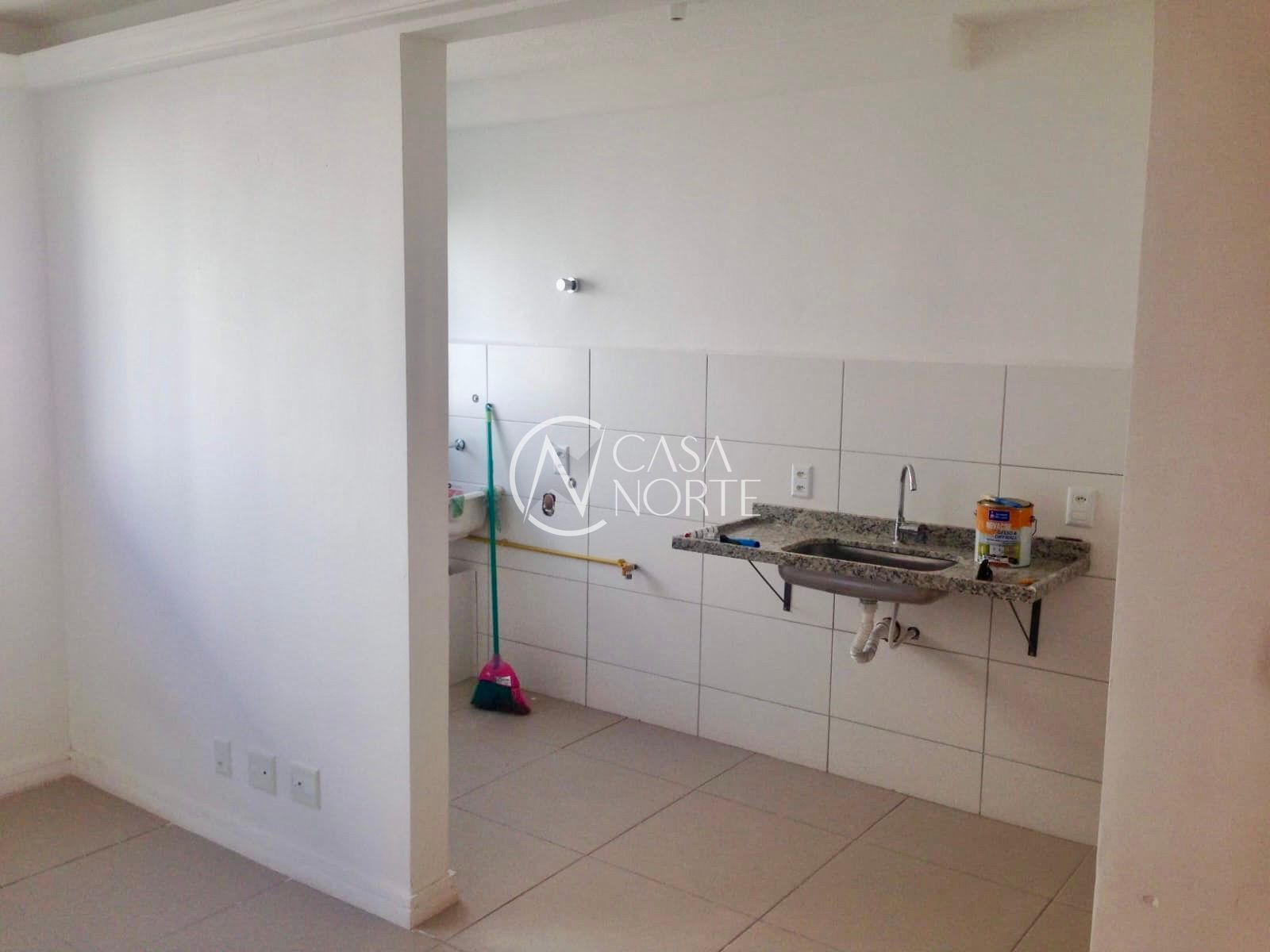 Apartamento à venda com 2 quartos, 42m², 2 vagas, Rua Ada Vaz Cabeda no bairro Jardim Leopoldina em Porto Alegre