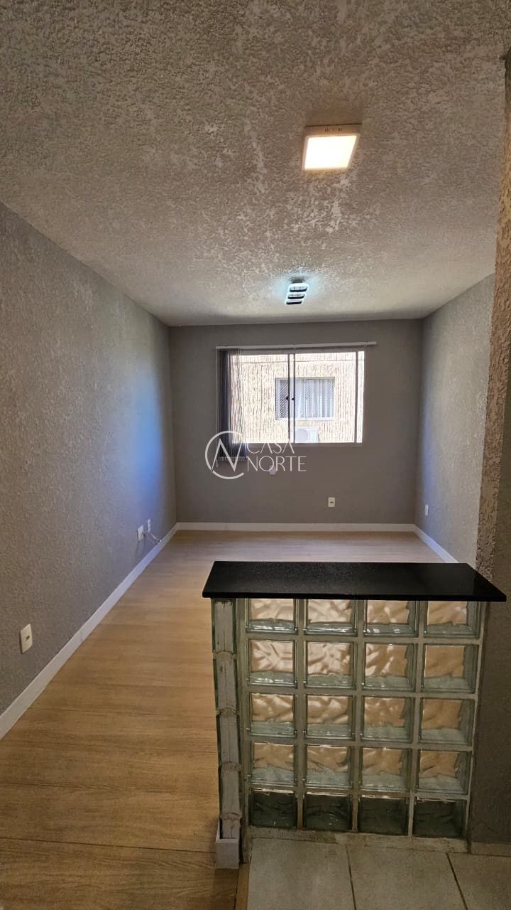 Apartamento à venda com 2 quartos, 40m², 1 vaga, Avenida Francisco Silveira Bitencourt no bairro Sarandi em Porto Alegre