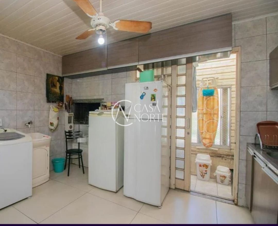 Casa de Condomínio à venda com 2 quartos, 76m², 2 suítes, 1 vaga, Rua Engenheiro Frederico Dahne no bairro Sarandi em Porto Alegre