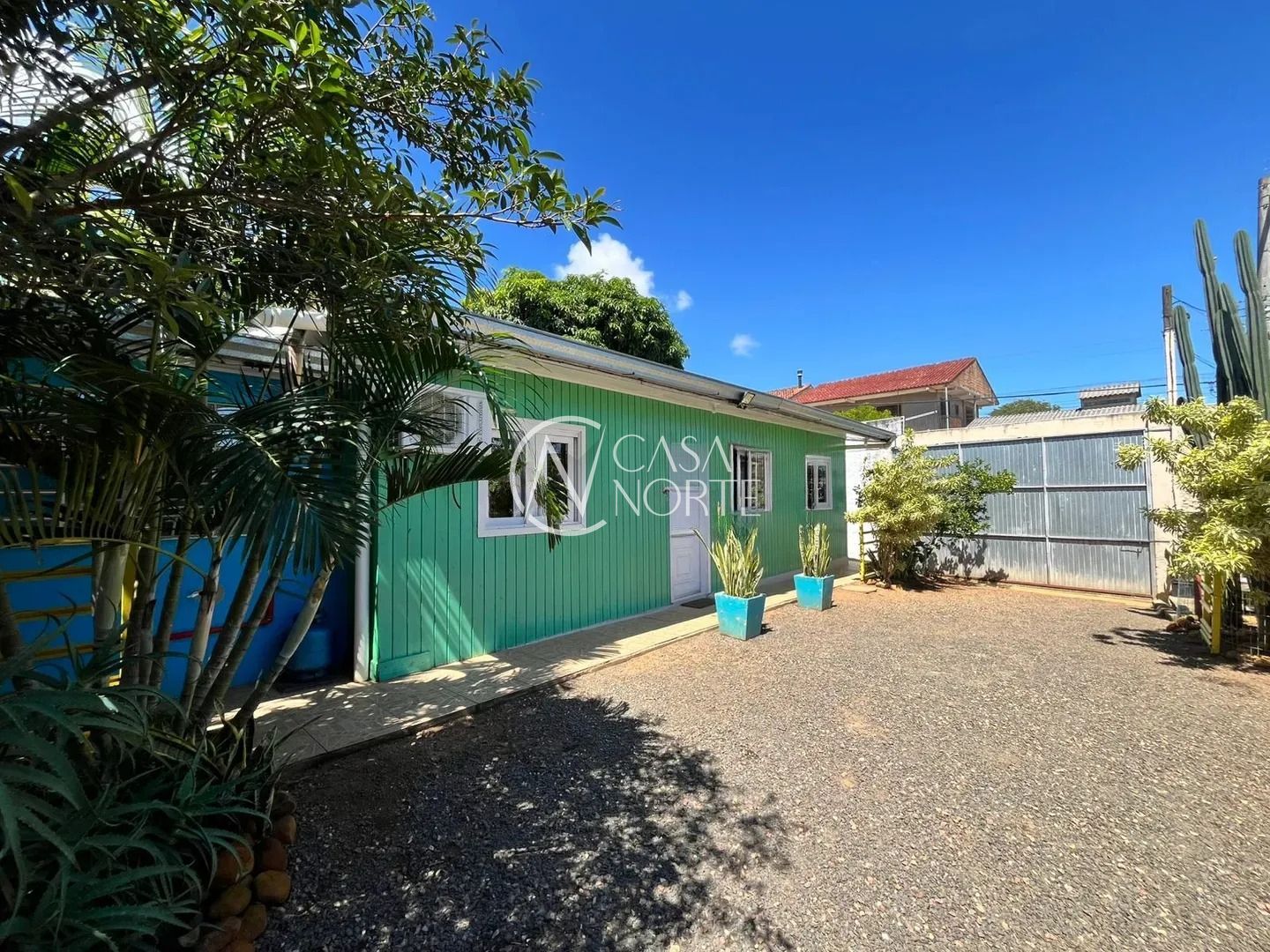 Casa à venda com 3 quartos, 126m², 3 vagas, Rua Amábile Samarani Ferreira no bairro Campo Novo em Porto Alegre