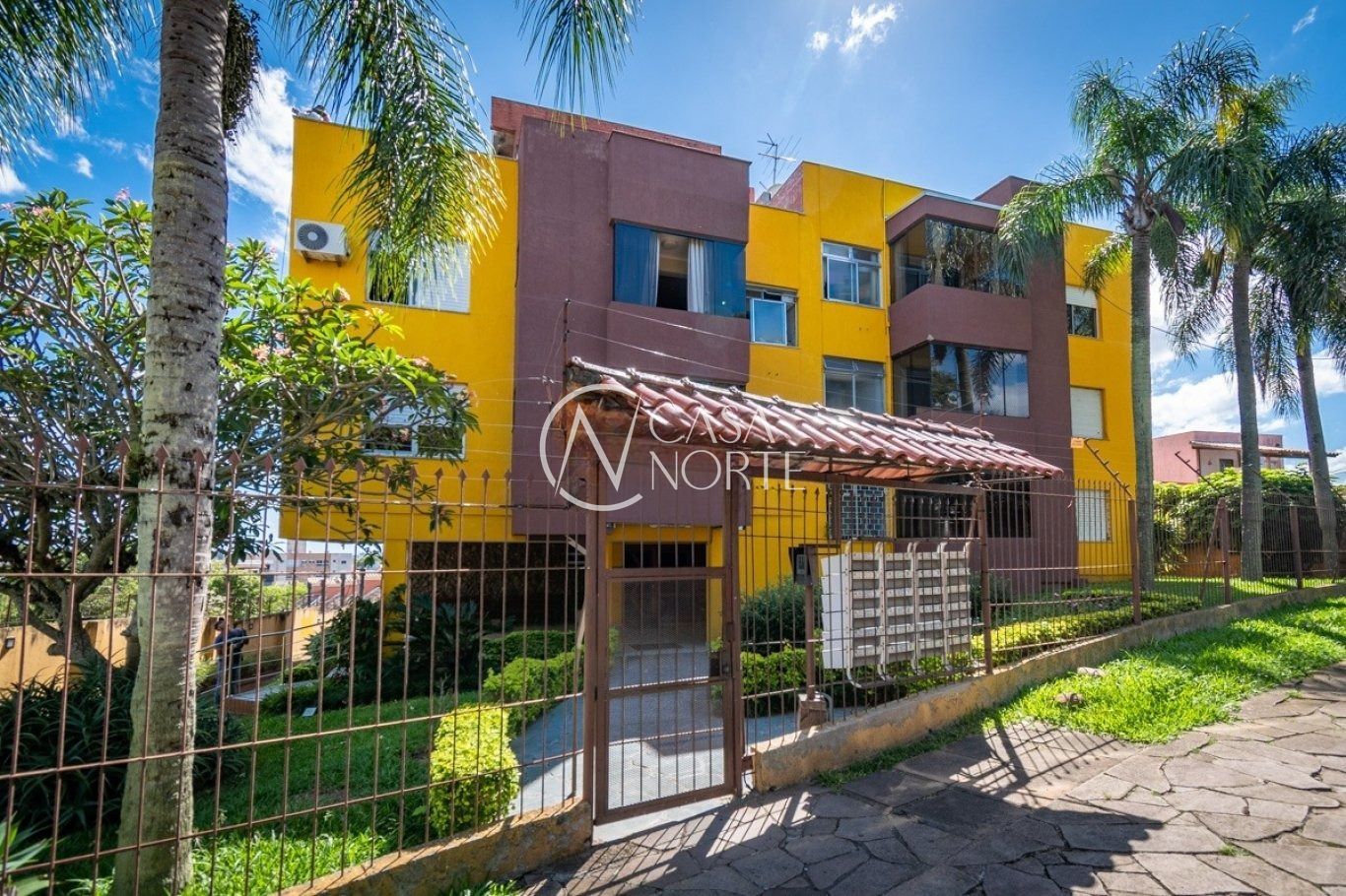 Apartamento à venda com 2 quartos, 64m², 1 vaga, Rua Doutor Deoclécio Pereira no bairro Jardim Floresta em Porto Alegre