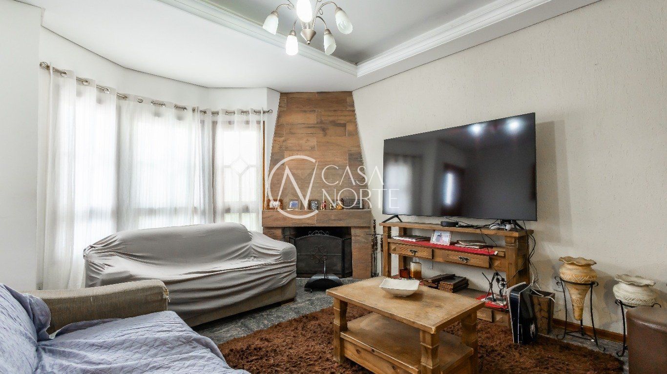 Casa de Condomínio à venda com 4 quartos, 300m², 1 suíte, 3 vagas, Avenida Ecoville no bairro Sarandi em Porto Alegre