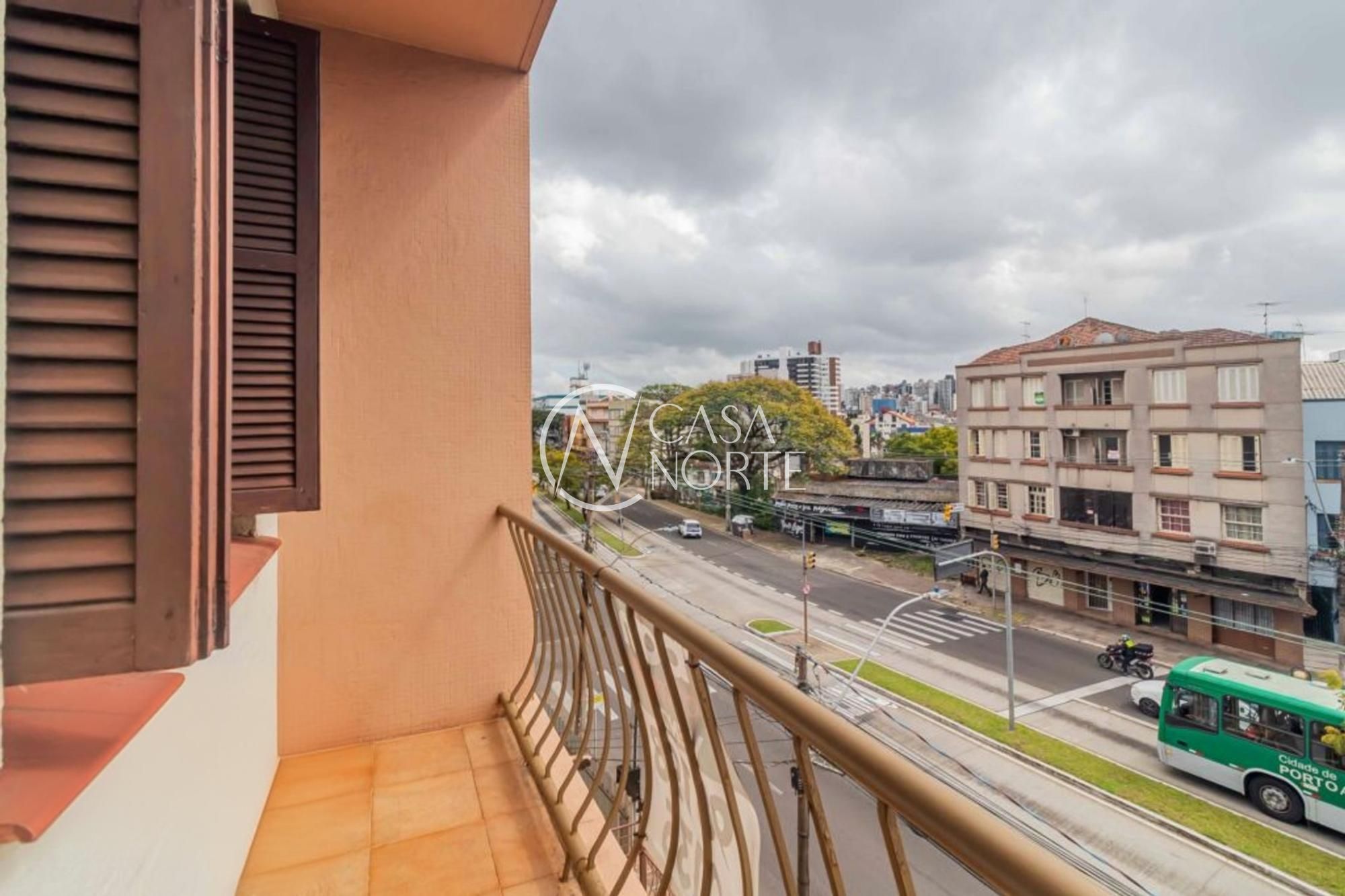 Apartamento à venda com 2 quartos, 81m², Avenida Protásio Alves no bairro Petrópolis em Porto Alegre