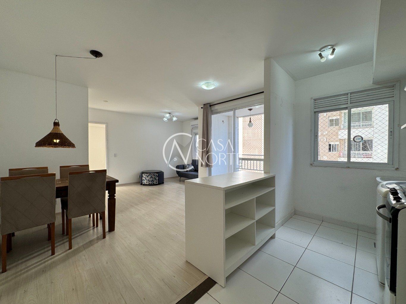 Apartamento à venda com 2 quartos, 55m², 1 suíte, 1 vaga, Rua Airton Ferreira da Silva no bairro Farrapos em Porto Alegre