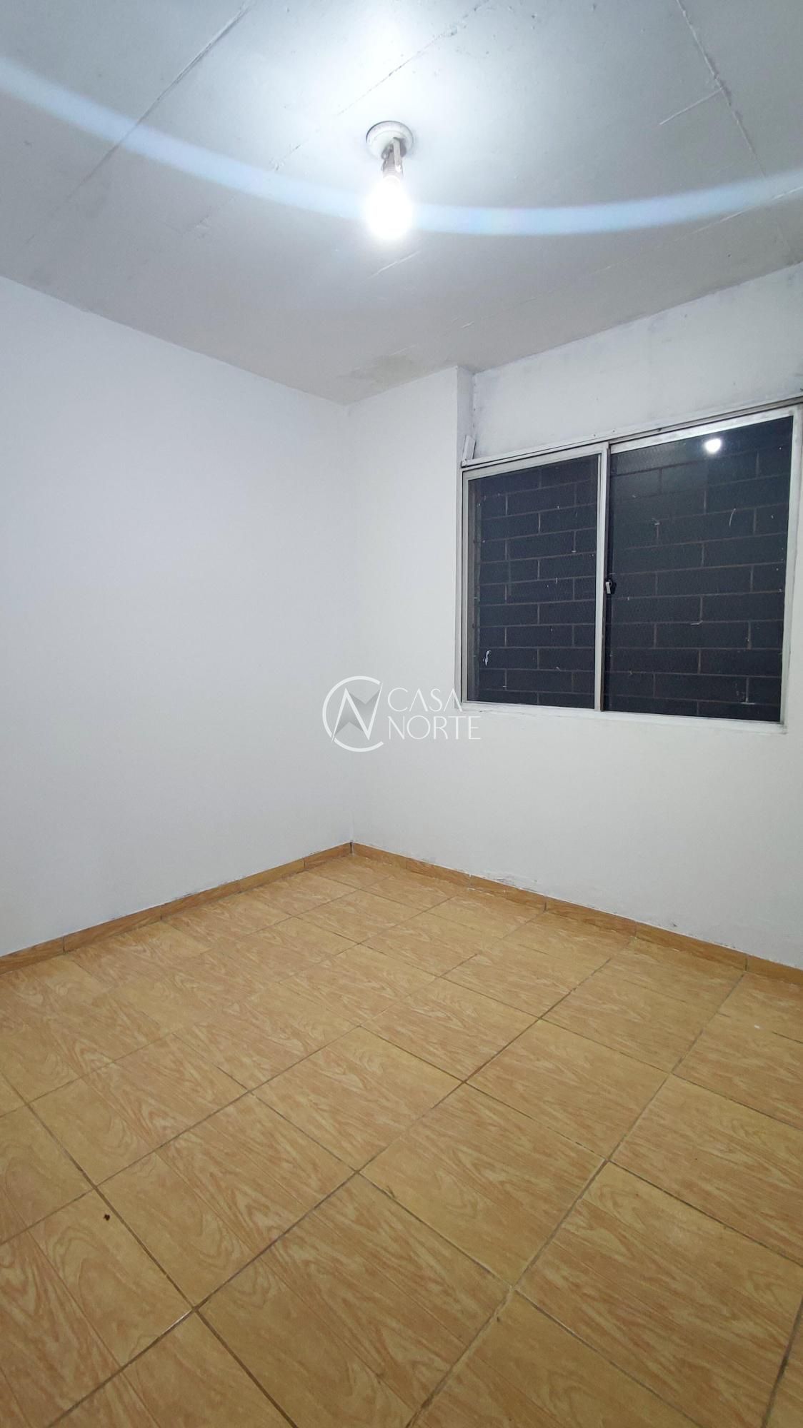 Apartamento à venda com 2 quartos, 40m², Rua dos Maias no bairro Rubem Berta em Porto Alegre