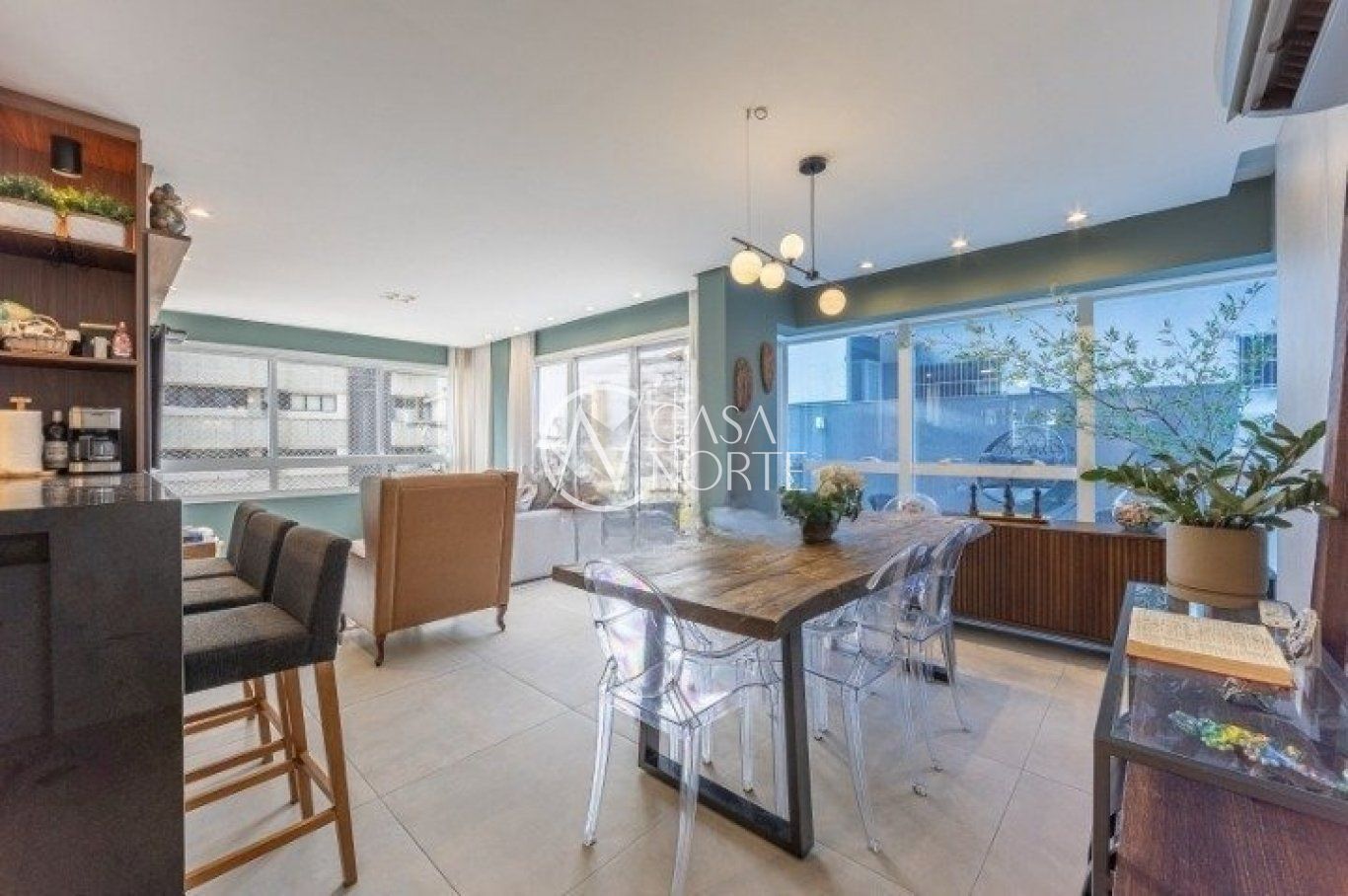 Apartamento Garden à venda com 3 quartos, 139m², 1 suíte, 2 vagas, Rua Cleveland no bairro Santa Tereza em Porto Alegre