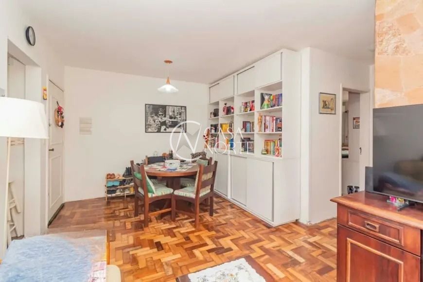 Apartamento à venda com 2 quartos, 58m², Rua Coronel João Corrêa no bairro Passo da Areia em Porto Alegre
